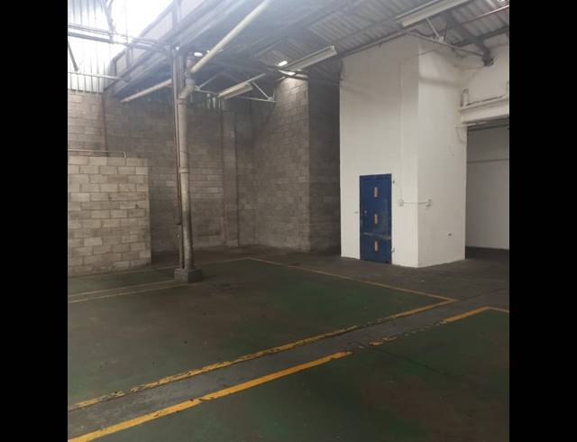 INDUSTRIAL PROPERTY TO RENT IN KENSINGTON